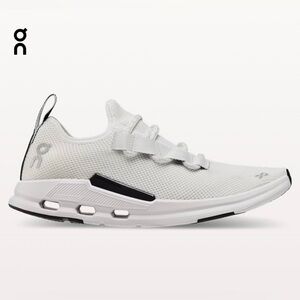 ON Women’s Cloudeasy Sneaker [SOLD]